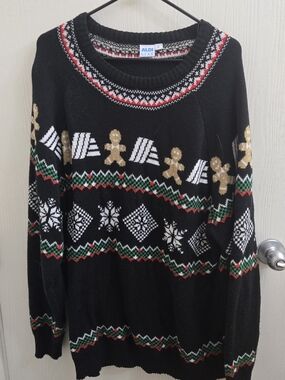 ALDI GEAR Black Holiday Sweater with Gingerbread & Snowflake XL